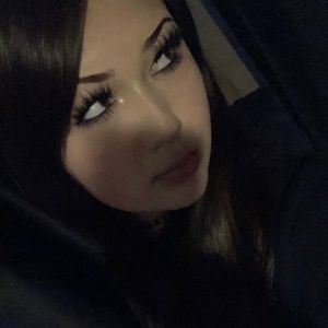 Meet your Posher, Josaphina